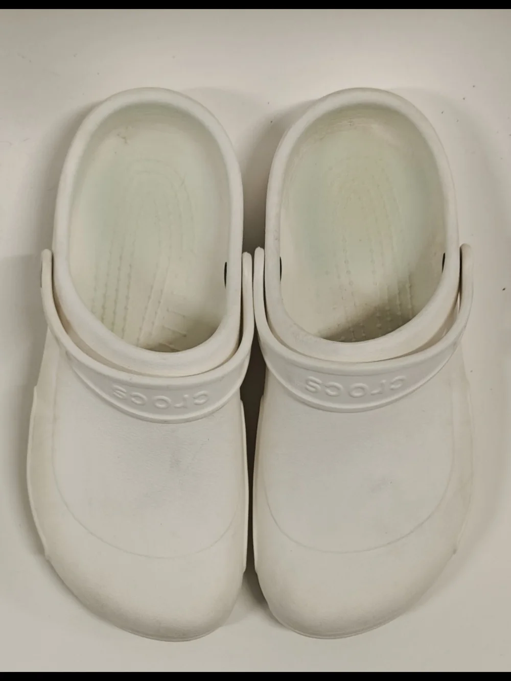 Crocs Baya Clog White Unisex Sandals Men’s 9 / Women’s 11 Lightweight Slip-On Sh